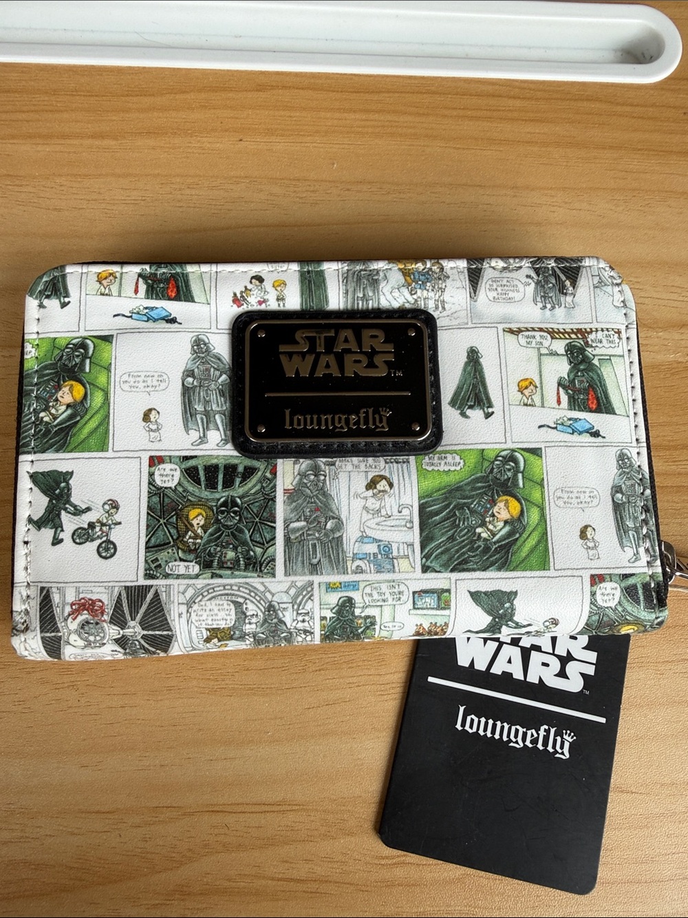 Loungefly Star Wars Comic Strip Wallet in White, Green, Black